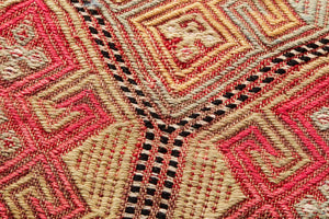 0351180019 VINTAGE TURKISH RUG