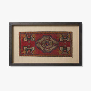 0408610001 VINTAGE RUG FRAGMENT