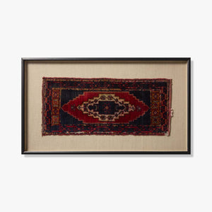 0408610025 VINTAGE RUG FRAGMENT