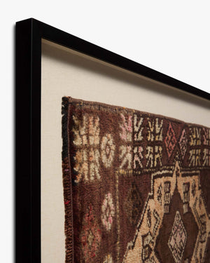 0408610048 VINTAGE RUG FRAGMENT