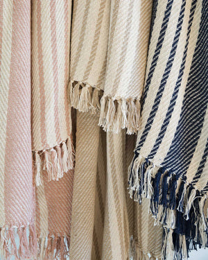 T1004 MH BLUSH / IVORY