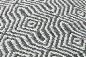 P0339 IN/OUT CHARCOAL / WHITE